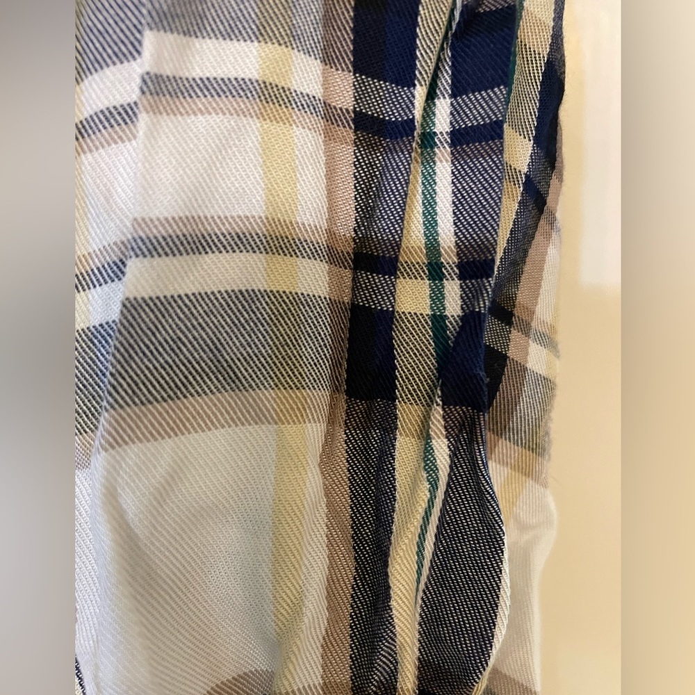 Mixed media sweater - Picture 3 of 6